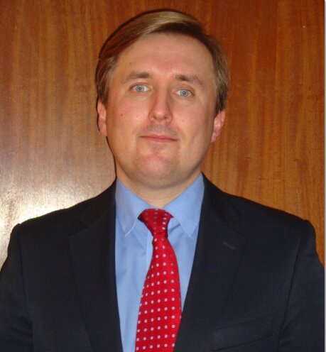 Research, analytics and reporting on the high street and online estate agent industry.
