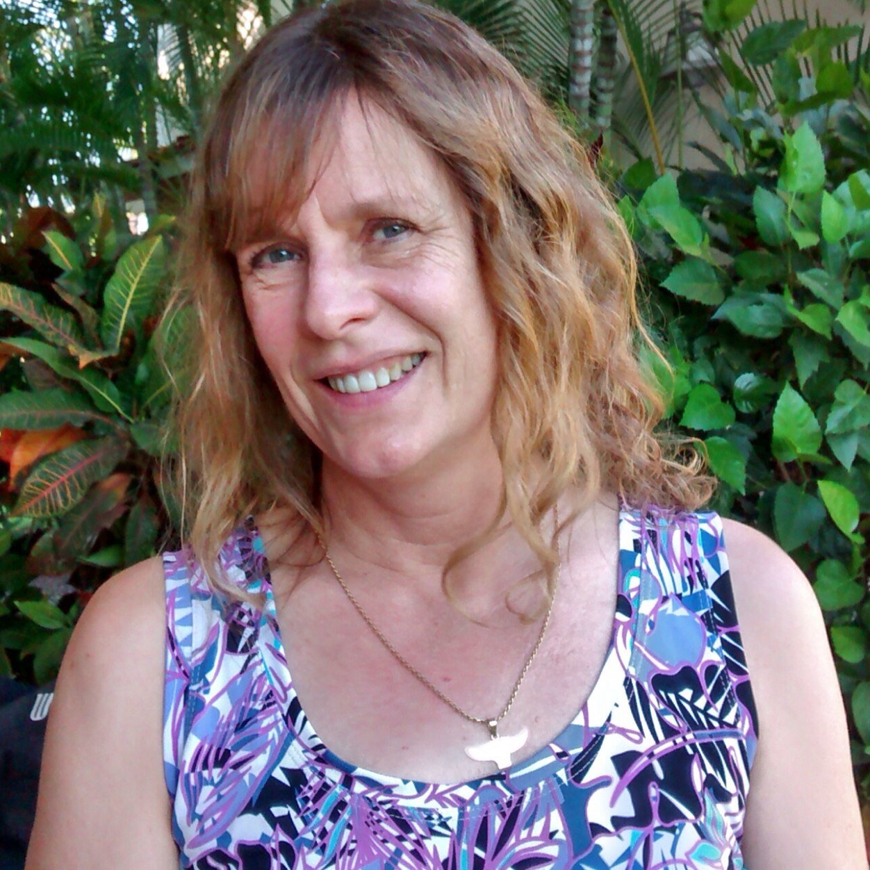 Former Guest coordinator on @FionaForbesShaw, partner to John, and I like gardening and boating and good books!