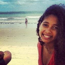ser Feliz nao significa que tudo é perfeito...
Significa que vc decidiu olhar além das imperfeiçoes