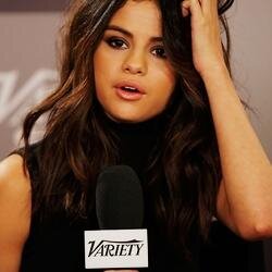 nothingomez's profile picture. △