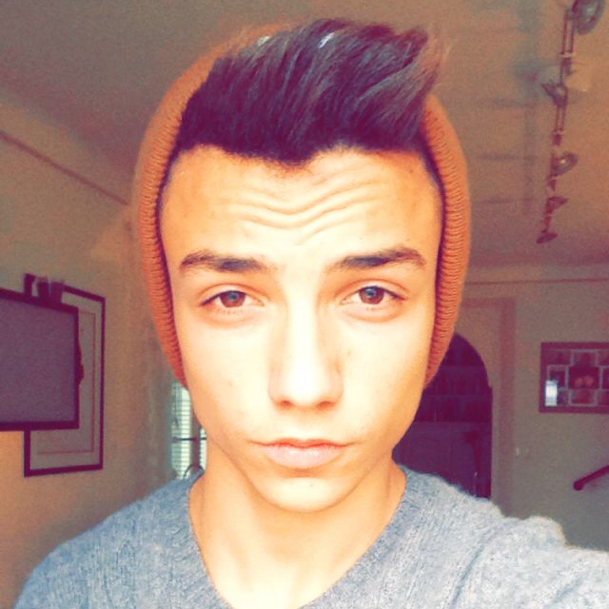 flavmdb05's profile picture. Help for change the World #Belieber
Snapchat: flavio.m