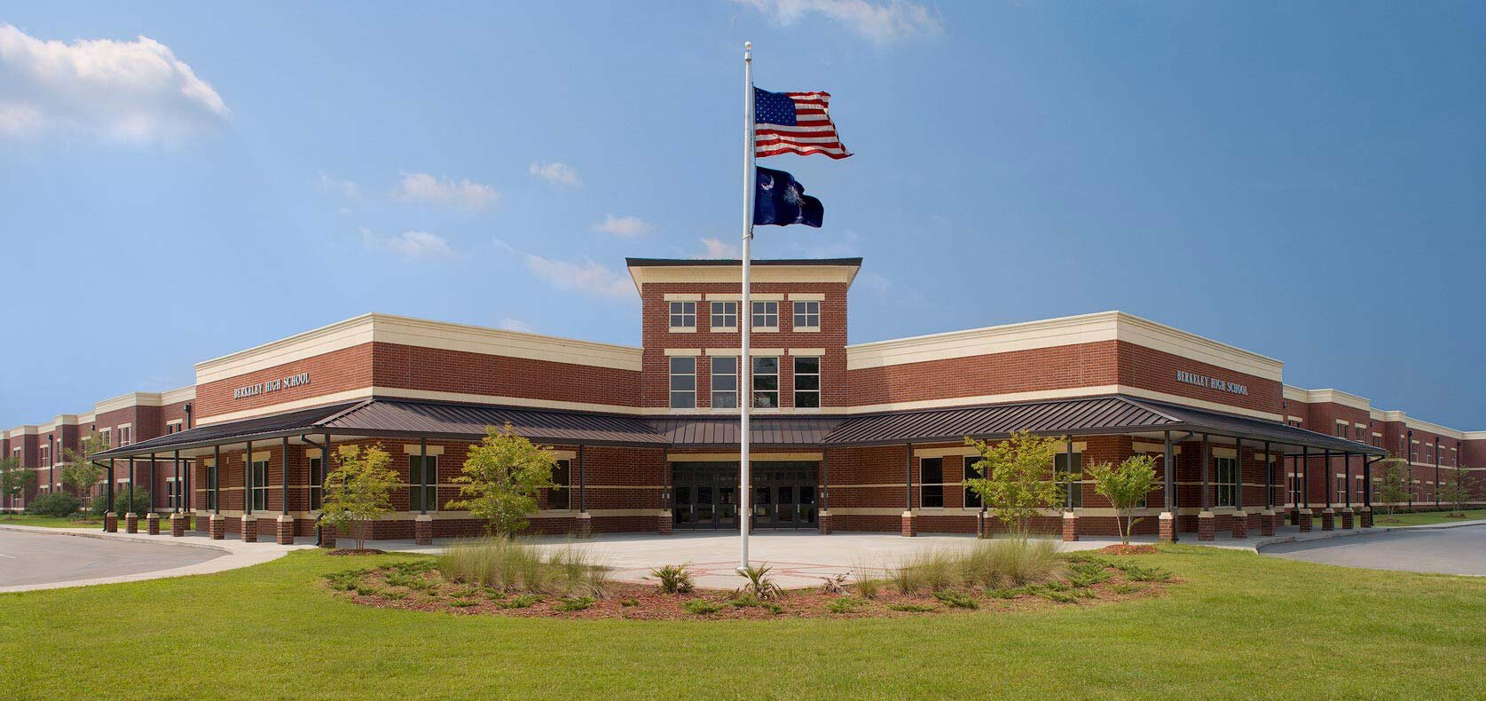 Berkeley_Thots's profile picture. I'ma junior. .  That's all I can say