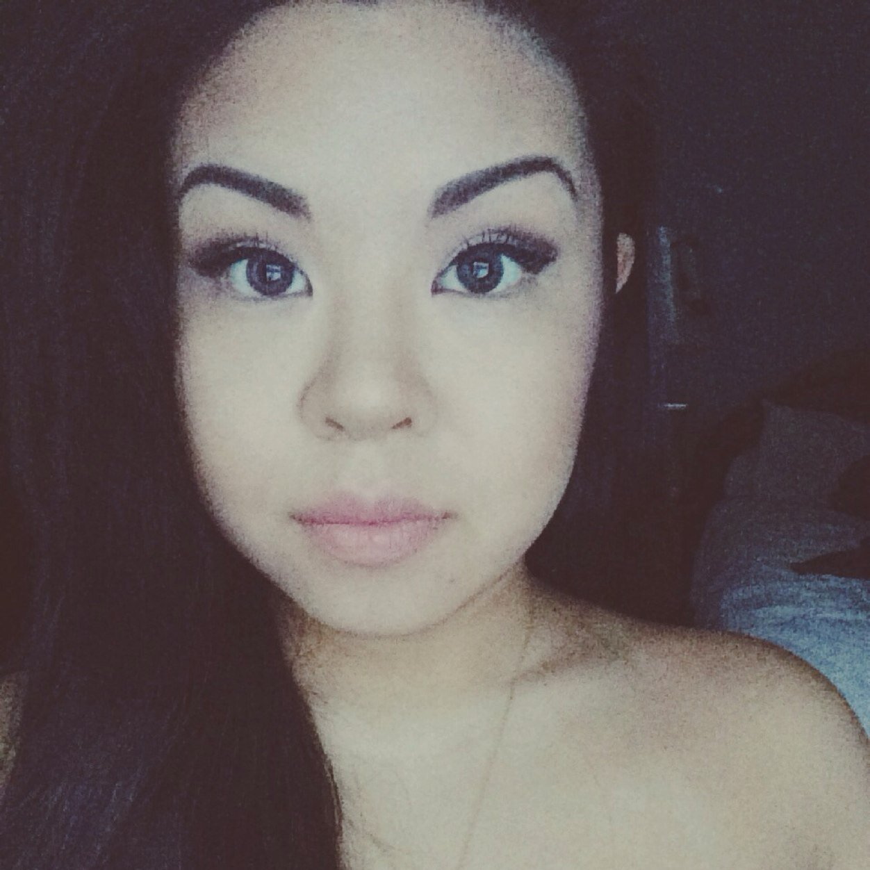 allysiaaaa's profile picture. Mother • Wife • Doula • Baker • Maker of things