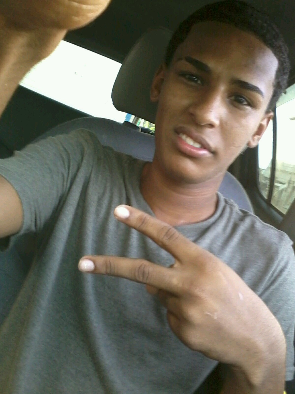 -IG; Aleex_prestige. WhatsApp; Pideloo