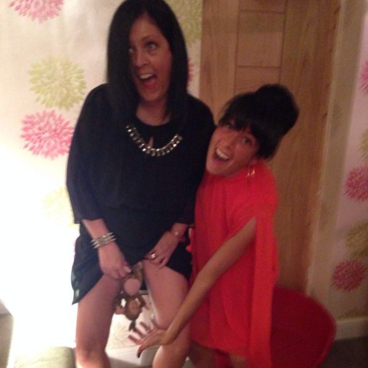 gina_mcbarber's profile picture. I have 3 amazing children a loving family single not ready to mingle and happy in life i have a close set of friends and i like it like that that is all .......