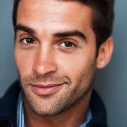 costnic's profile picture. Intelligente, bello, simpatico e con una salute di ferro. Cosa si puo' desiderare di piu'? Dimenticavo: sono single ed eterosessuale.