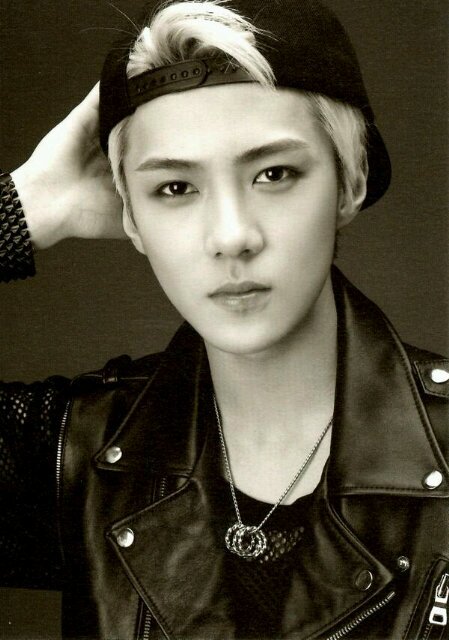 Follow @kaiexogirls for more Free Follow((: