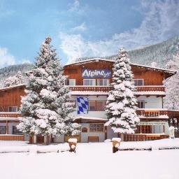 AlpineLodge's profile picture. On the River, At the Main Chair Lift, and On Main Street convenient to shops and restaurants.