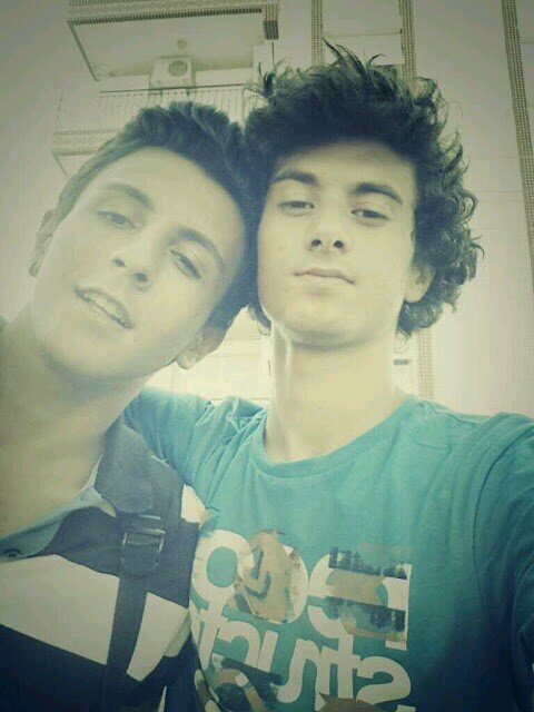 FavYapanYoung's profile picture. Kaykay-Lana Del Rey-Ed Sheeran-James Arthur-Vans-Futbol