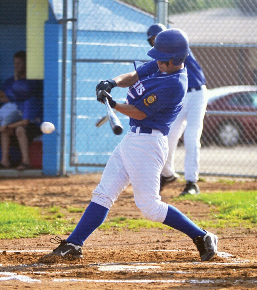 6'2, country boy,baseball and football are life