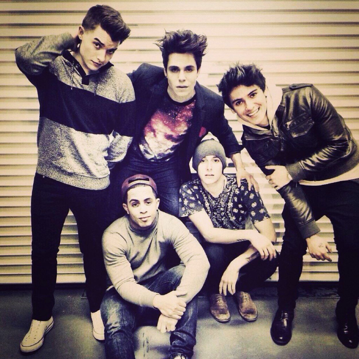 Ran by Bre (@Bre_ladao) & Katie (@mnr_obsessed)•We post all things Midnight Red! ❤️ 1/6 MNR (@ericsecharia) ❤️