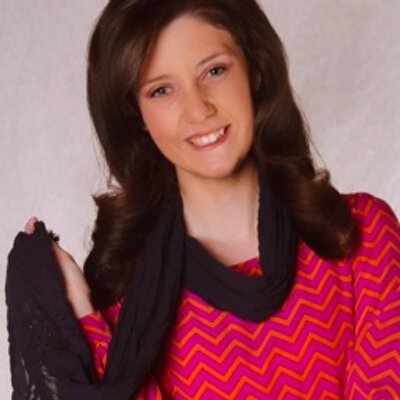 Profile Picture of Stephanie Manning (@roxanne_steph) on Twitter