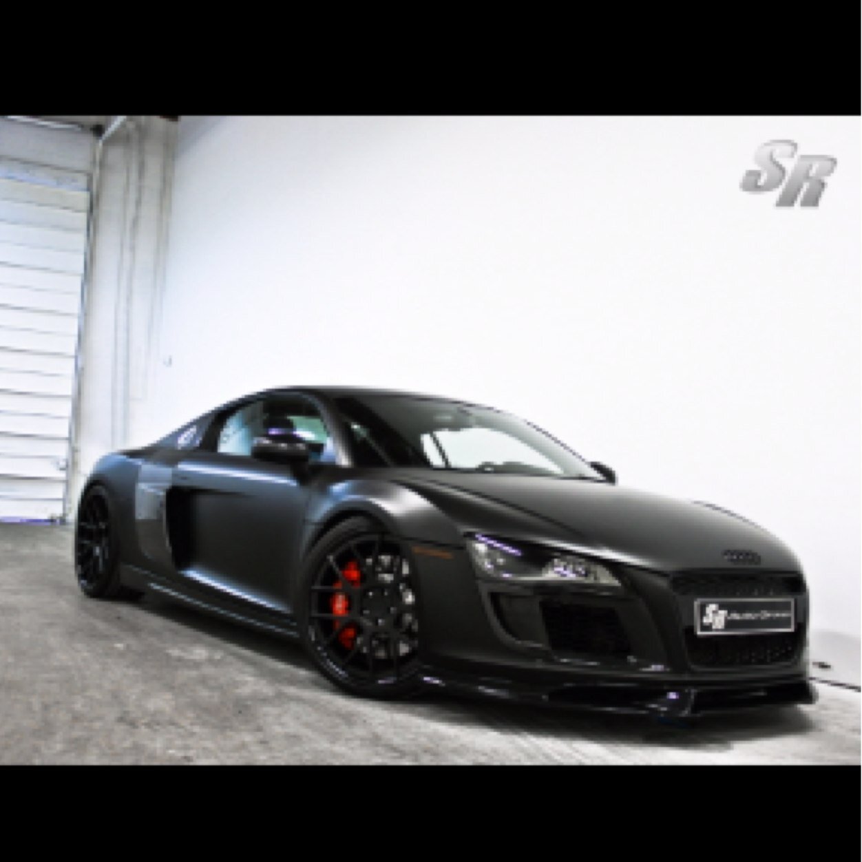 Bringing you pictures of your dream cars! DM me for requested car pics!