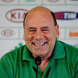 Mantendo a produtividade da Sociedade Esportiva Palmeiras já existente. Sigo de volta se for produtivo. Conta fake oficial do Brunoro.