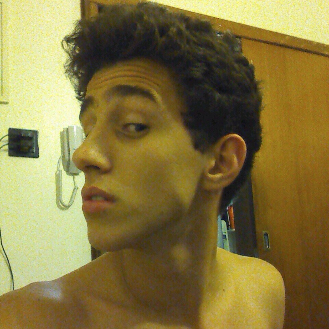 Meu nome é Pedro Gil Reis de Sá. E eu sou muito zoero.