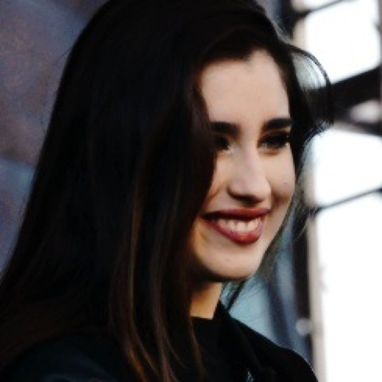 hey perfection can you please follow @lollyjauregui for me because i gave you a free follow?