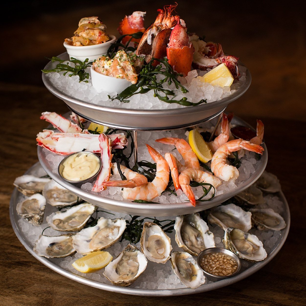 Sustainable Seafood. Cocktails. Oysters.
