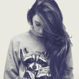 Los errores no se niegan, se asumen. Las tristezas no se lloran, se superan. Y el amor no se pide, se demuestra.