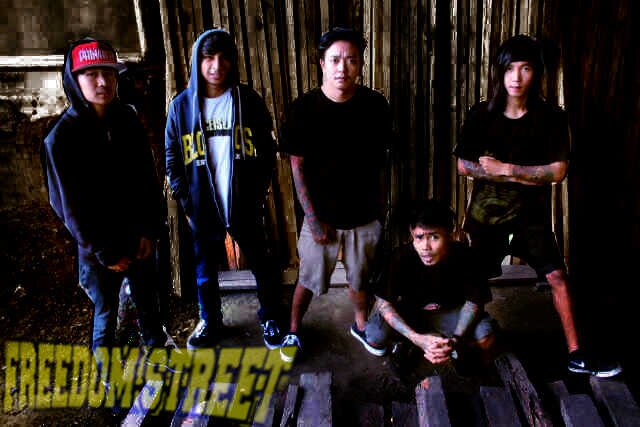 Tasikmalaya Street Hardcore http://t.co/1jFSU17t9U