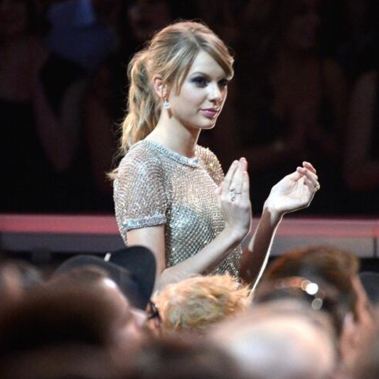 I'm living my amazing life in the Middle East. Three words that describe me best: Taylor's Desert Swifty. I live in UAE (sand-sand). Taylor please come to UAE!!