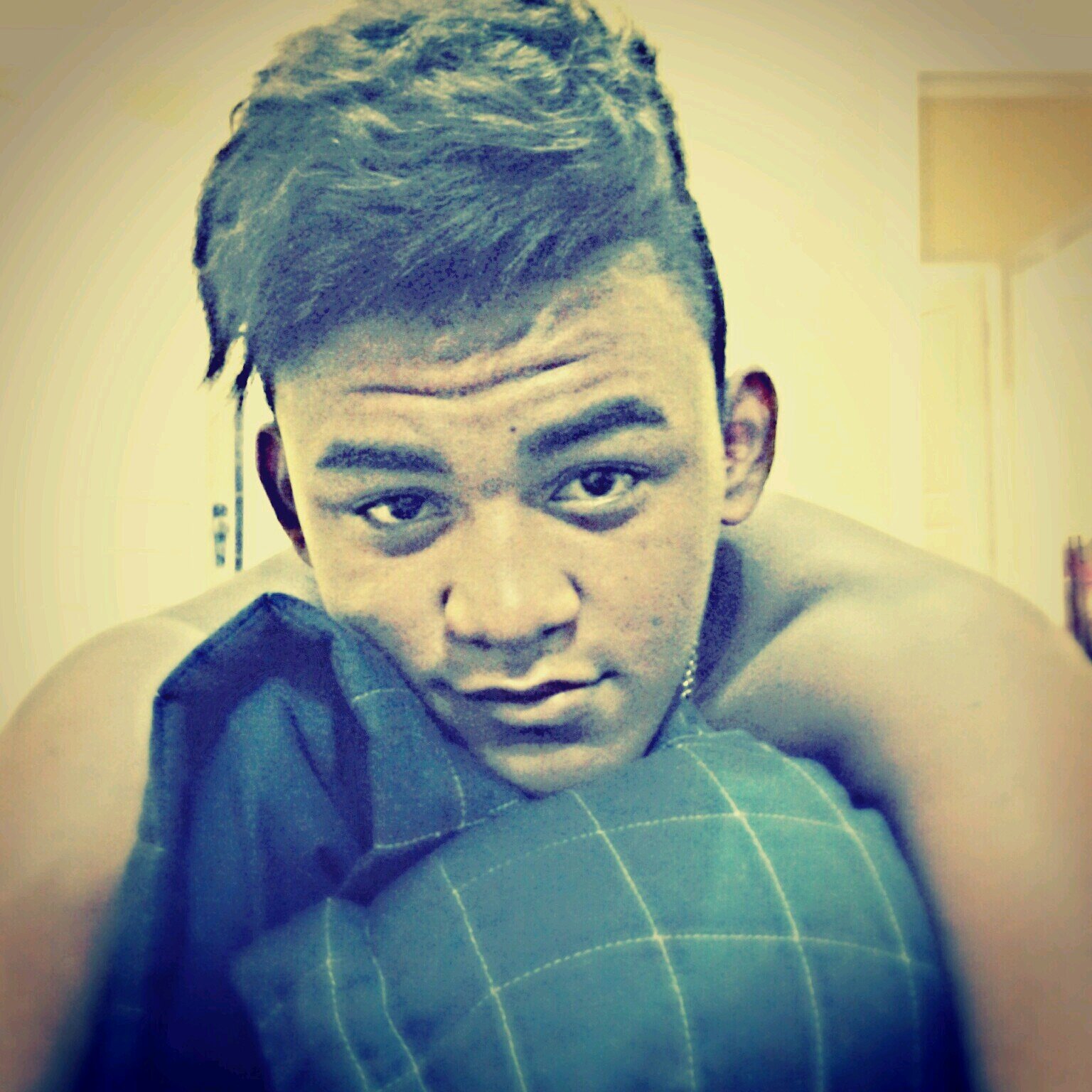 ithinhosz_'s profile picture. 