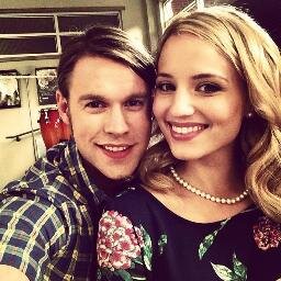 Soy Un Gleek desde la Temporada 1. No me pierdo un capitulo, me descargo sus temas.. Los amo y amo la Serie #FanaMorir