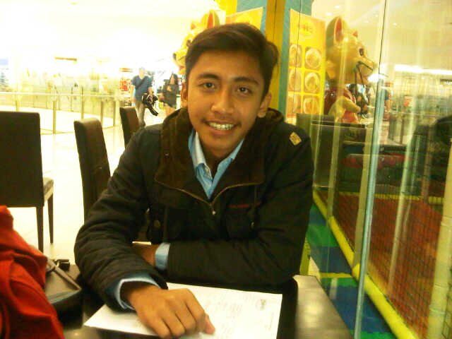 Studied Faculty Of Economic And Business at UHAMKA-Juventini.