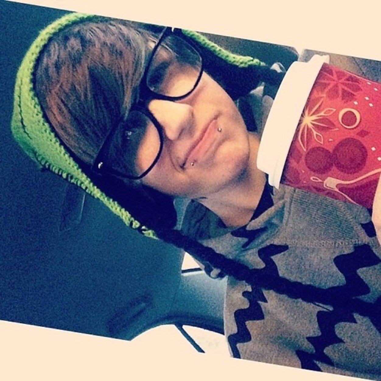 Hi. Its @ilcvelouis . I made this account bc good old memories :) [Becca is my sex slave 69evr]