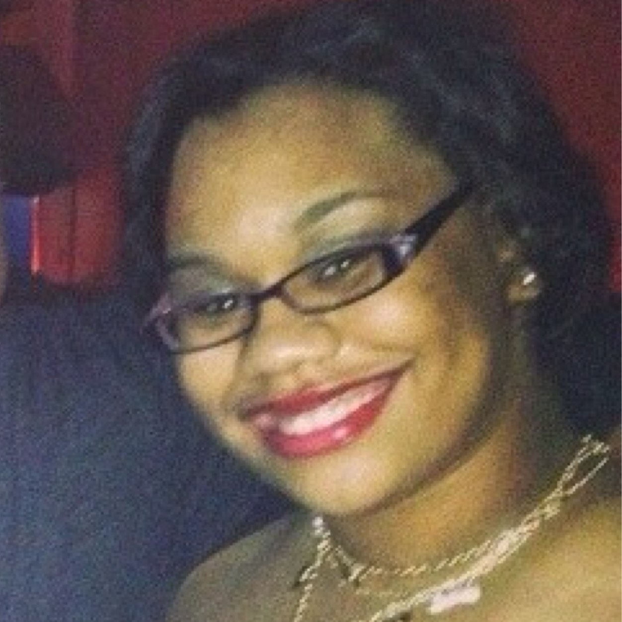 I love God, my family, and friends. #TeamFollowBack #TeamJesus #UNCC2016