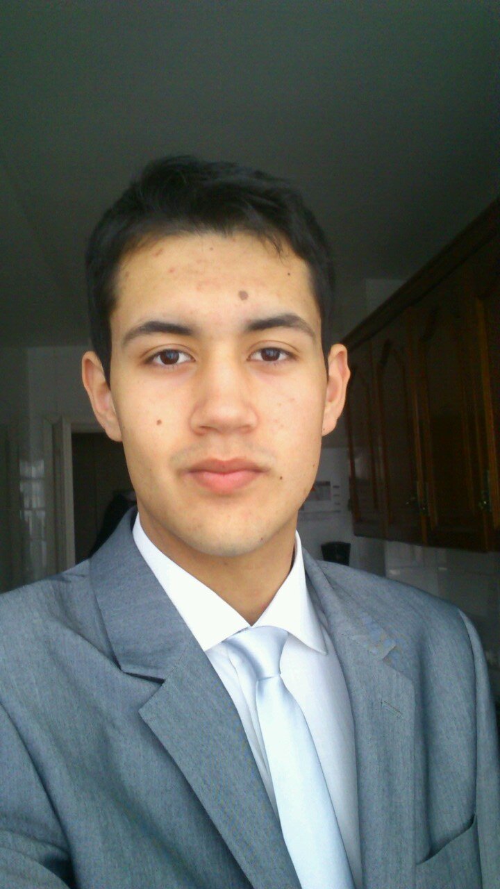 AlexVeresF's profile picture. Rock n' roll. And she's buying a Stairway to Heaven...