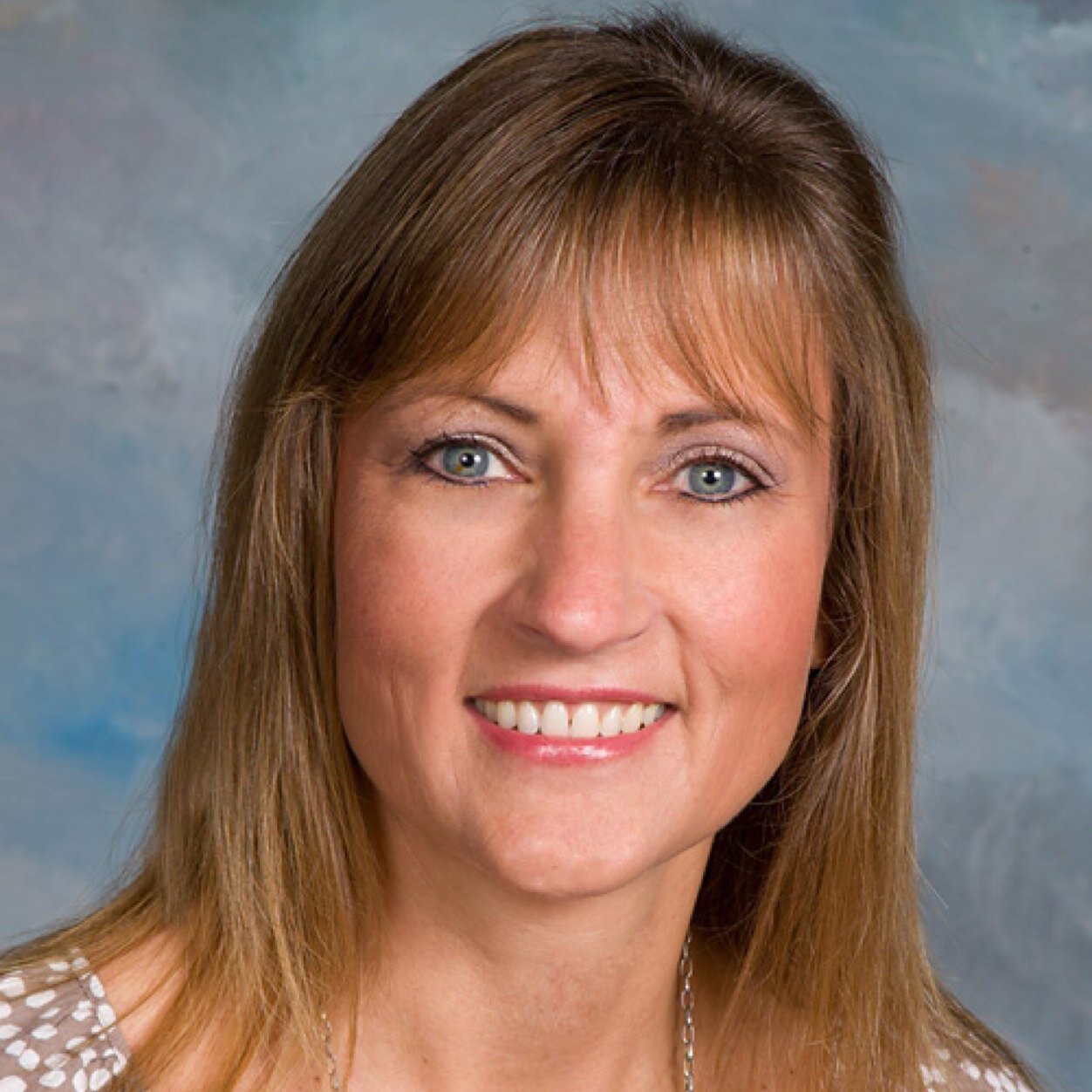 ConnieConnieb's profile picture. 