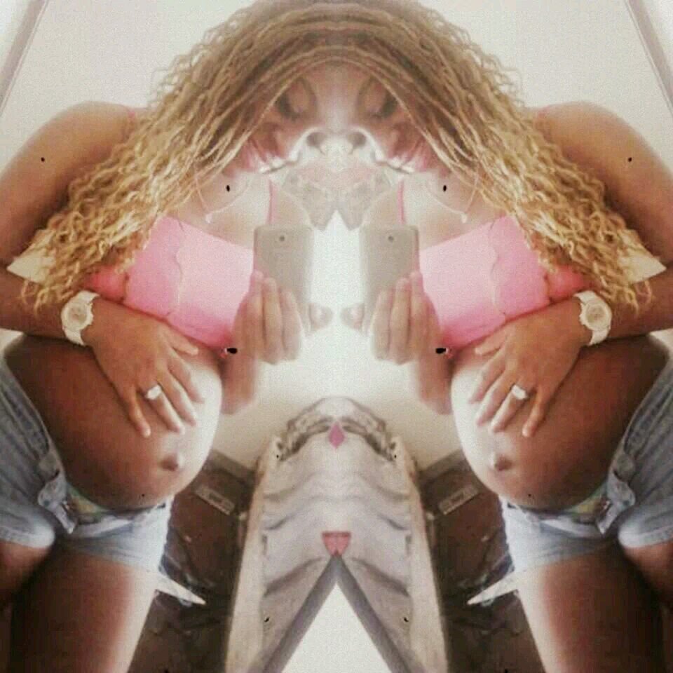 Graduatedd , Mommy To Be ♡ , LegallyBlondee . Follow Me I Follow Back  (: