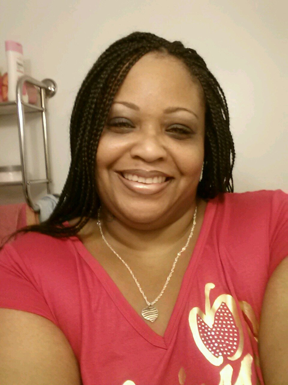 PrettyEyezz* Profile