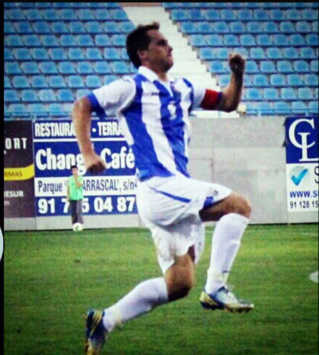 Ex-futbolista Cantera. https://t.co/IWoOPn4MrE, Alcorcón, Leganés...Entrenador de fútbol nivel II. Profesor de Formación Vial.