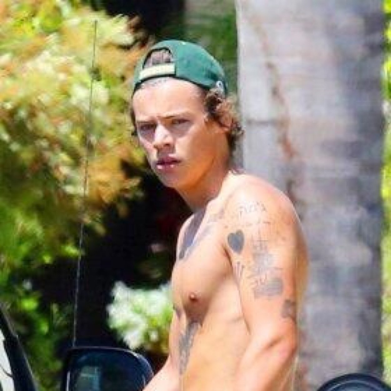 curlyhairedfaux's profile picture. @Fraudingdove is the better side of me. I love this beautiful woman so much.