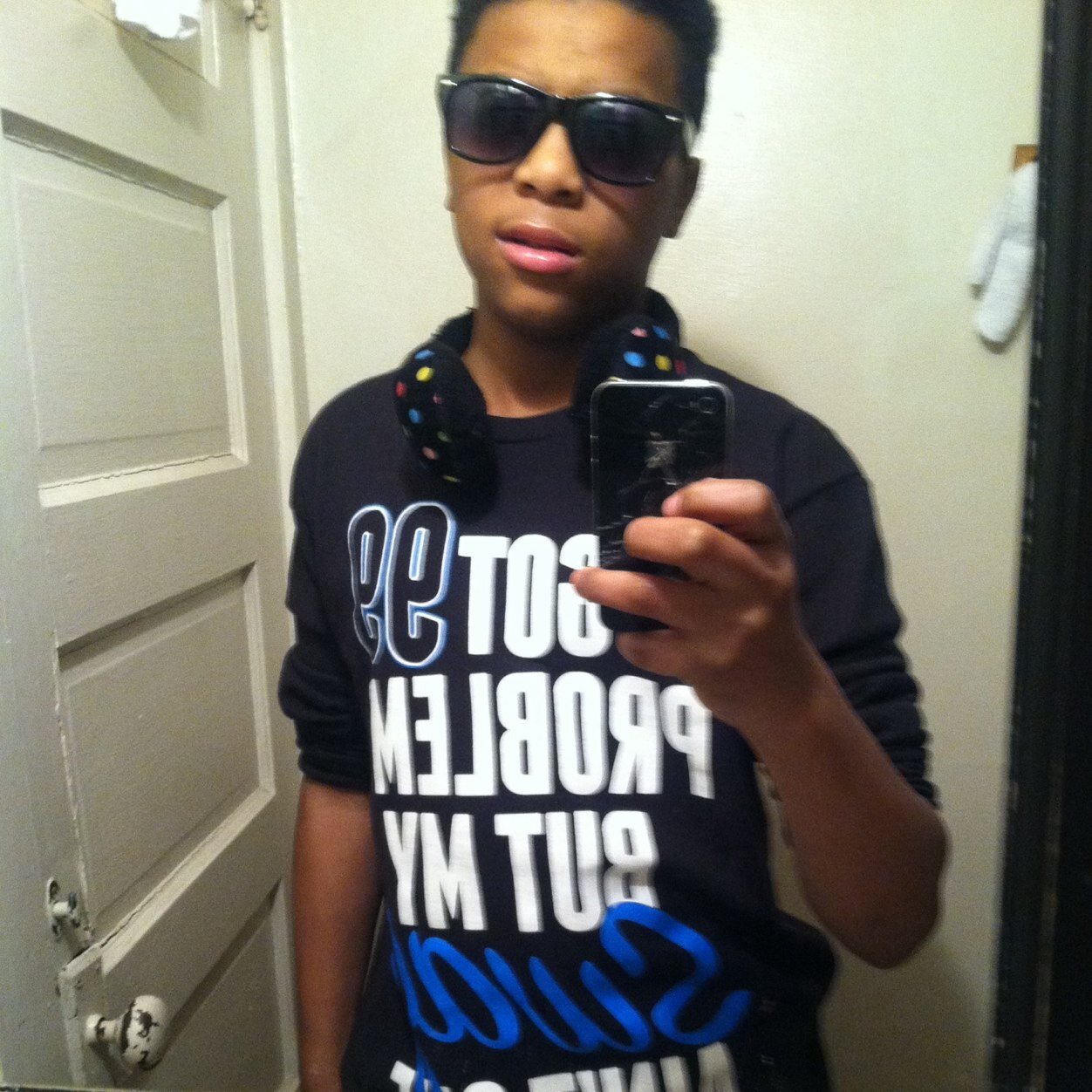 I love to act,party and chill