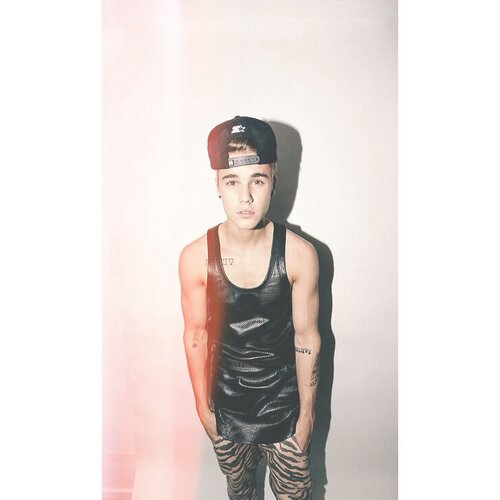 hello my name is daniela am i like justin bieber chile, MCR, paramore.