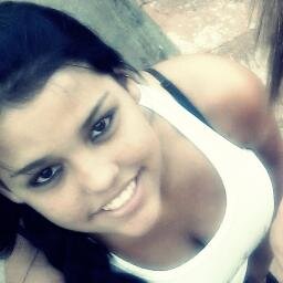 Oi,só entrei aqui pra dizer que amo essa fedorenta, tchau! @LuOliiveeira_ ♥ @fuckingdrugs_ ♥