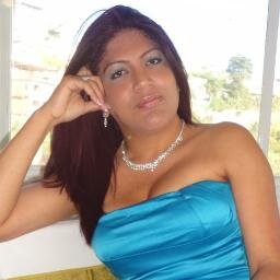 Emprendedora, mujer de fe, creativa, con Jesucristo en su vida....