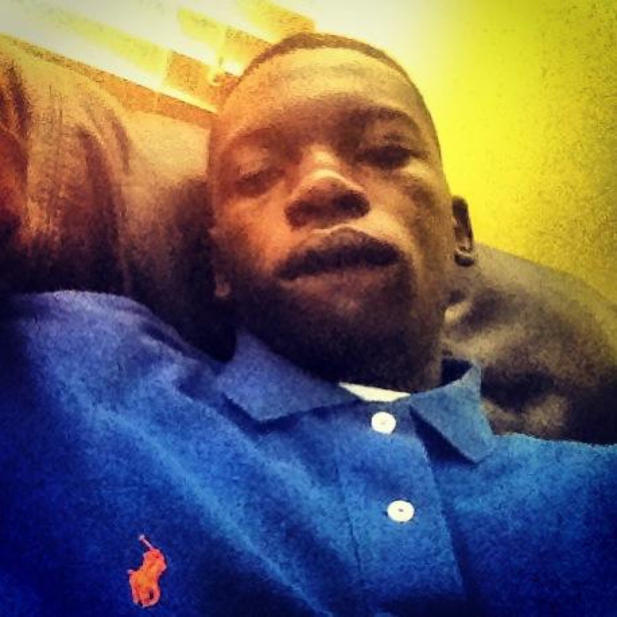 Cool n make n money on all dese fufu ass niggas always gotta blunt roll duh lovin my Bae @_xhisBOSSlady itz us against tha world \With Ah Squad Of 3