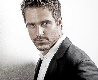 I Always #Followback. And seduce You.
I'm Mr Seduction.