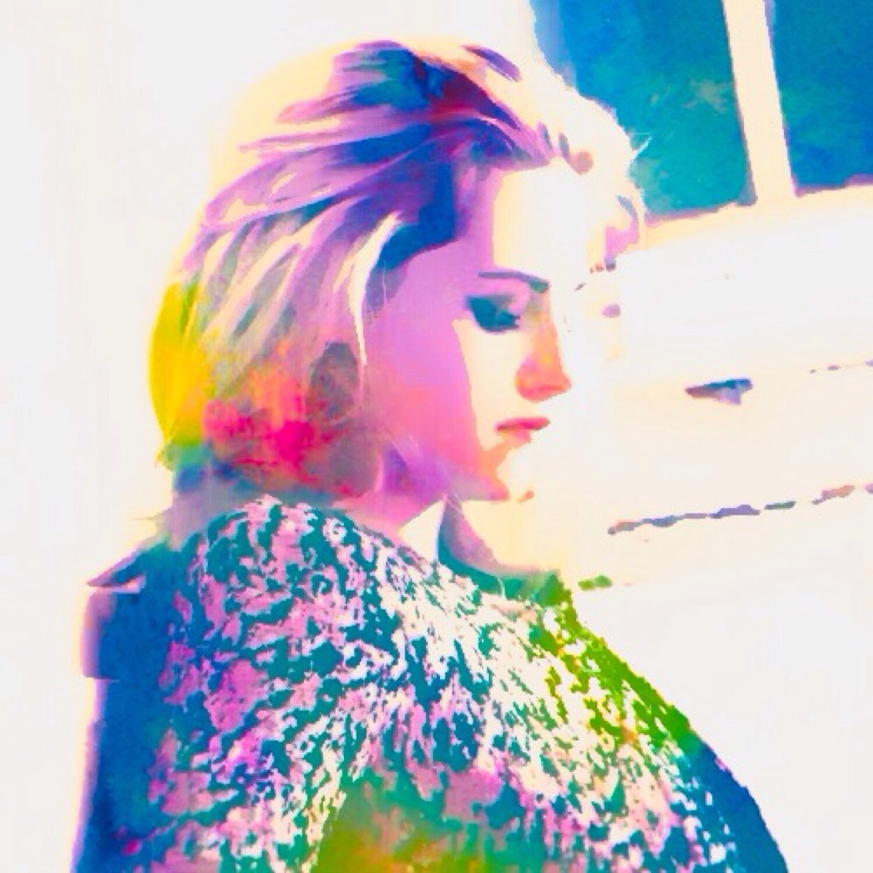 Follow me Krisbians/twilighters/robsteners/taylovers/Hunger Games/My Queen
