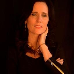 I have been in recovery from an eating disorder for over
27 years. I worked the 12 steps and the obsession was lifted. The 12 Steps do work!