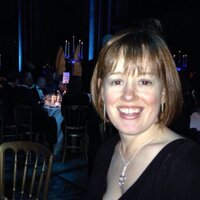 Helen Lipscombe 💙 (@hellanora) Twitter profile photo