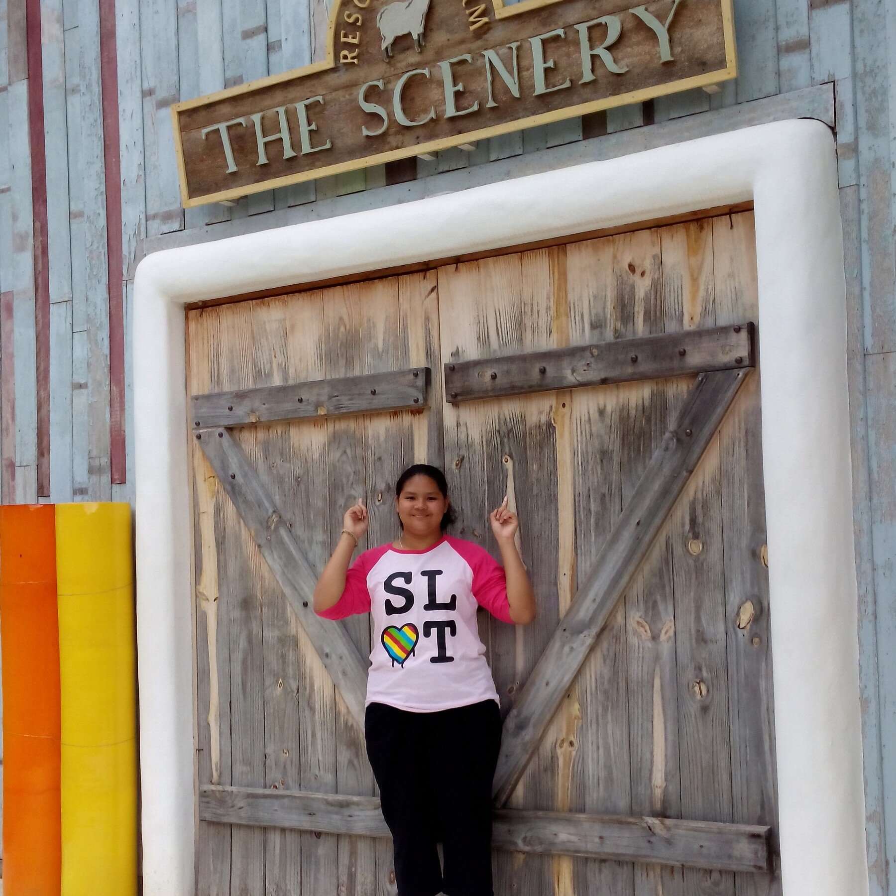 siwapornsukroon's profile picture. SY'94