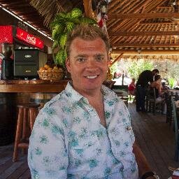 Golf nut, Loves Photography and Travel. And if I can do all 3...!!
