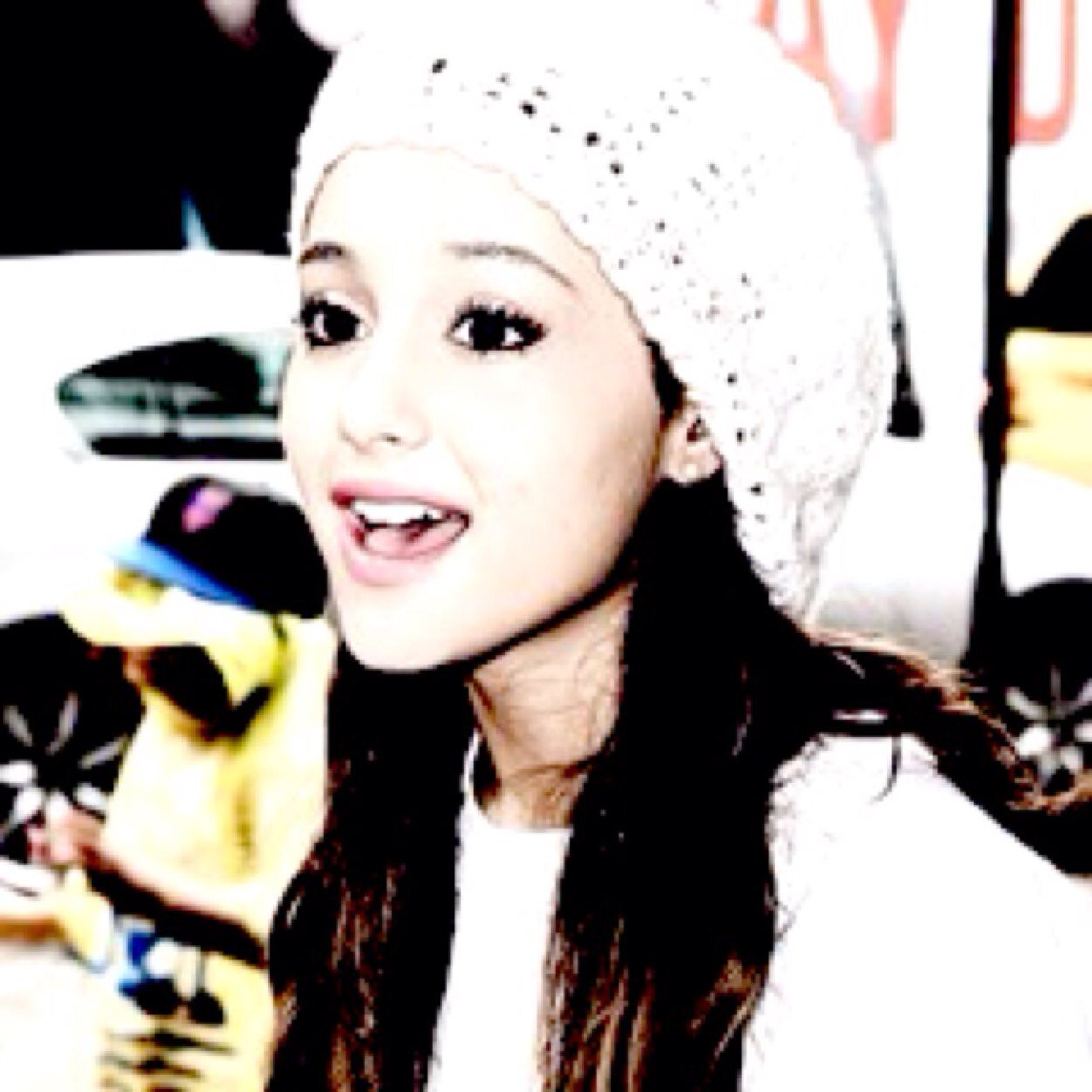 ♡ nothing makes me happier than ariana grande ♡
