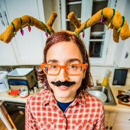 Living life to the fullest on two wheels.  I am a cycling gal who loves to cook GF and spend time with my husband and two dogs!