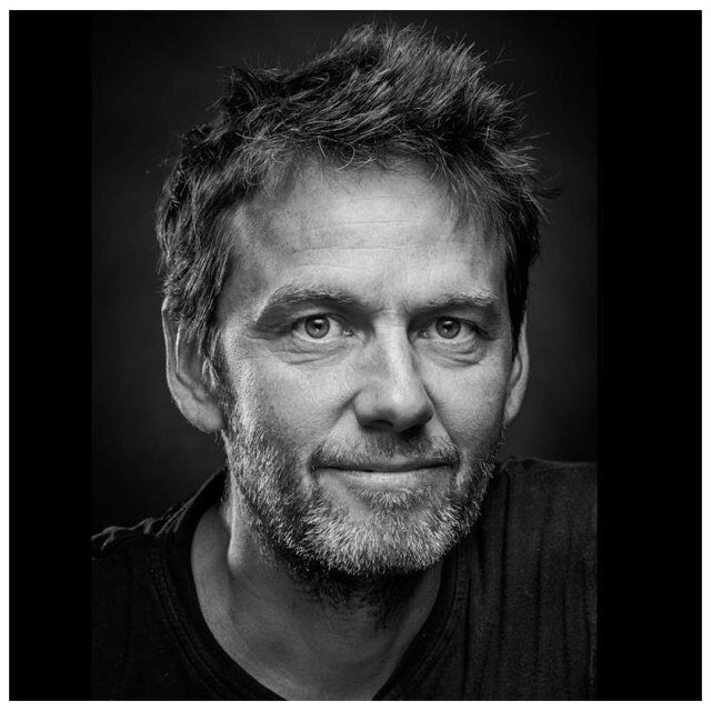 MollerQuist's profile picture. Tegner, animator, forfatter, dramatiker, skuespiller, DR vært, musiker. 
Tegnestuen Ej Blot til Løgn. Overgaden Oven Vandet 90. Klæderen midt for. 1415 KBH. K.