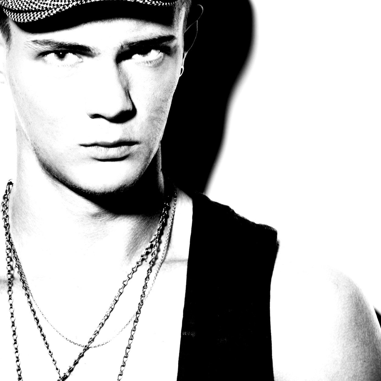 mikhail_kauer's profile picture. 